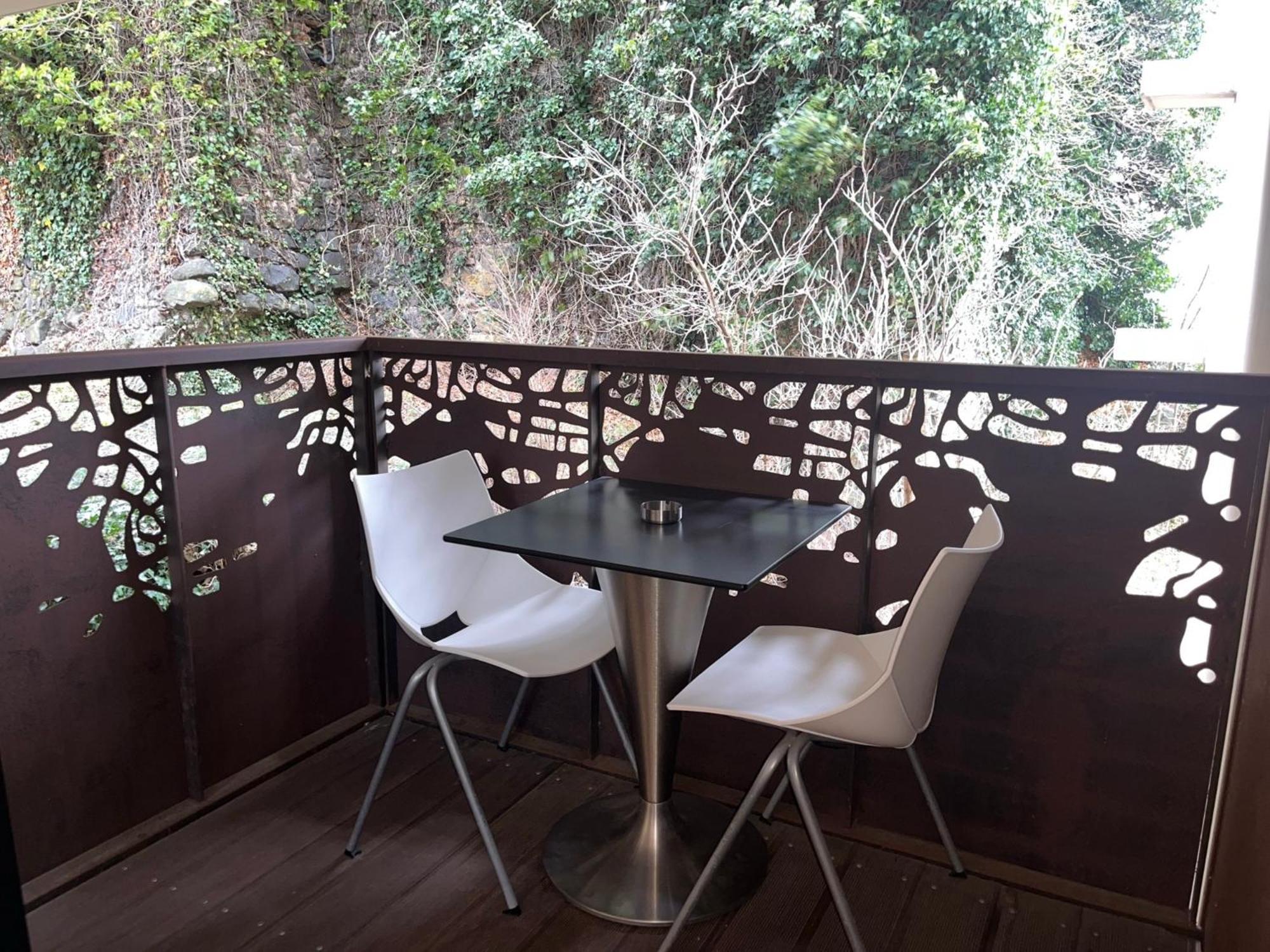 Hotel & Restaurant Origines Par Adrien Descouls - Teritoria Le Broc  Rom bilde